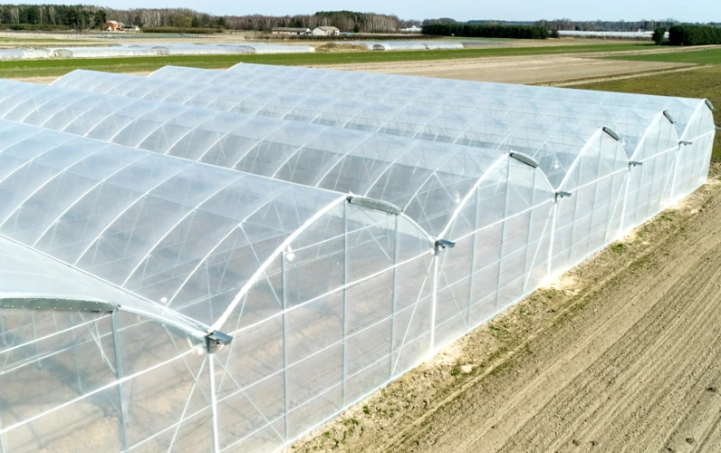 wyposażony tunel foliowy